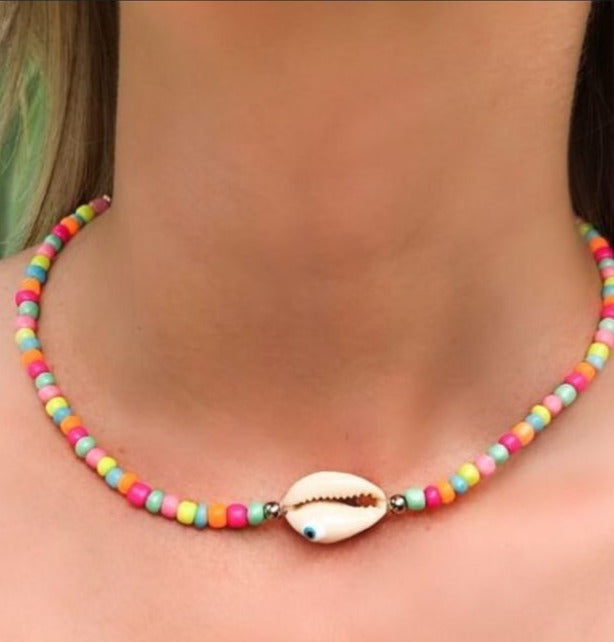 HAND MADE ACCESSORIES