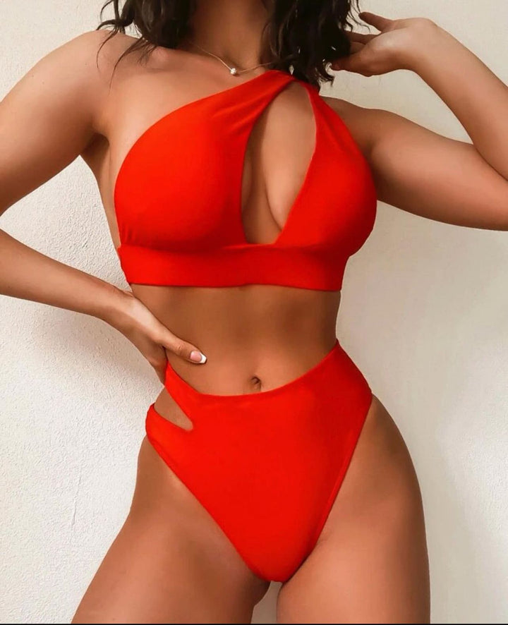 ONE SHOULDER BIKINI SWIMSUIT